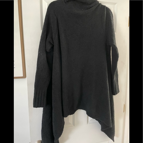 Fuzzy comfy asymmetrical wrap cardigan - Picture 4 of 5